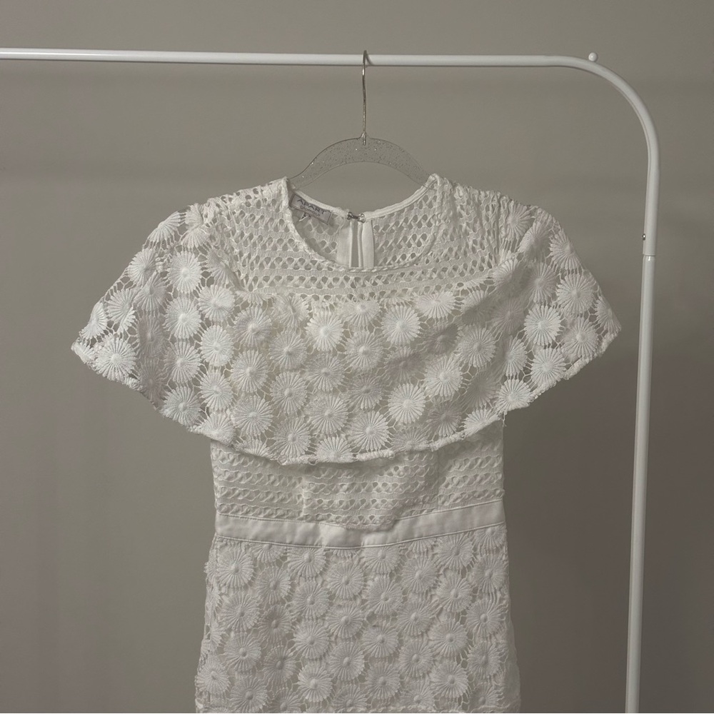 Elegant White Lace Dress